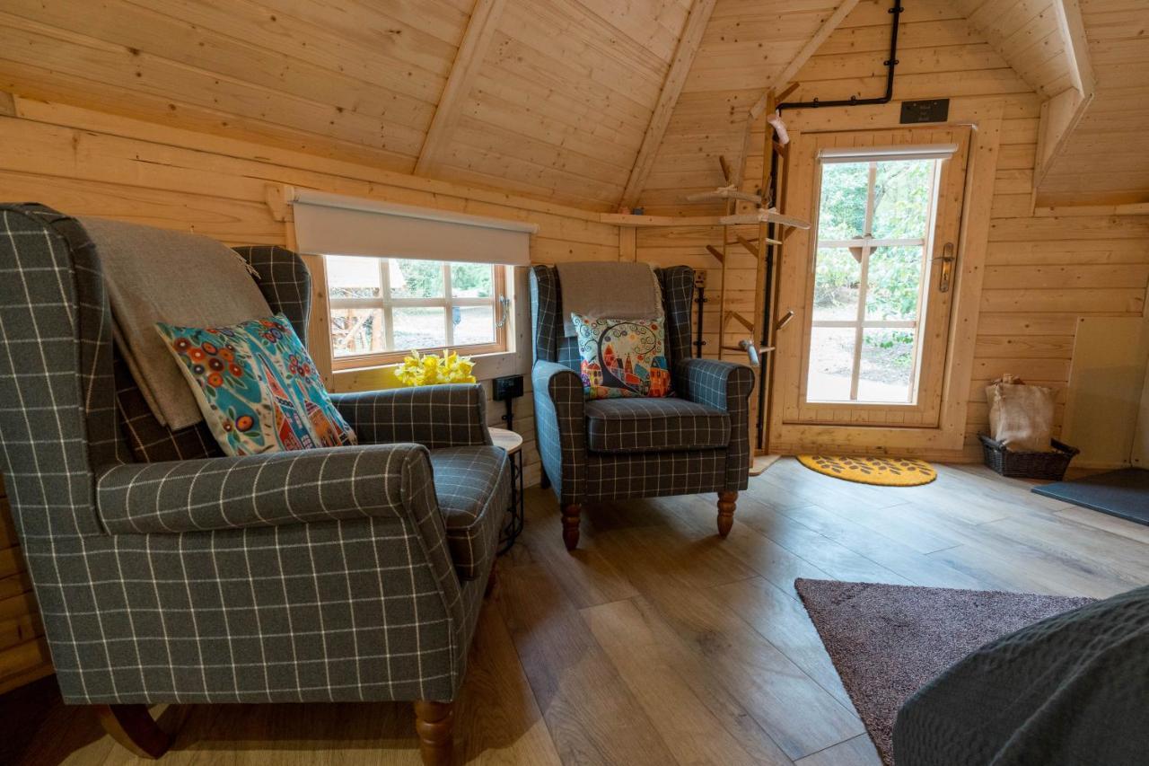 Cozy Carluke Lodge Retreat Exterior foto