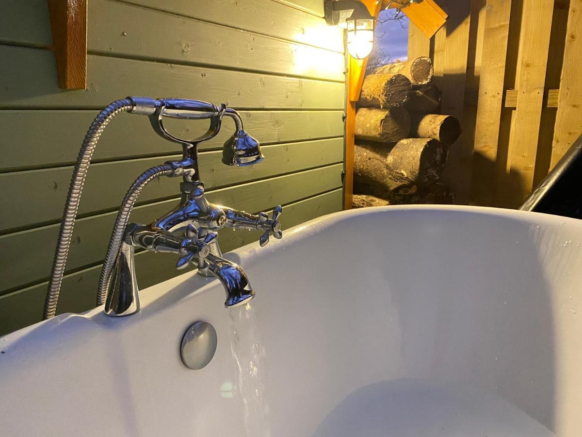 Cozy Carluke Lodge Retreat Exterior foto