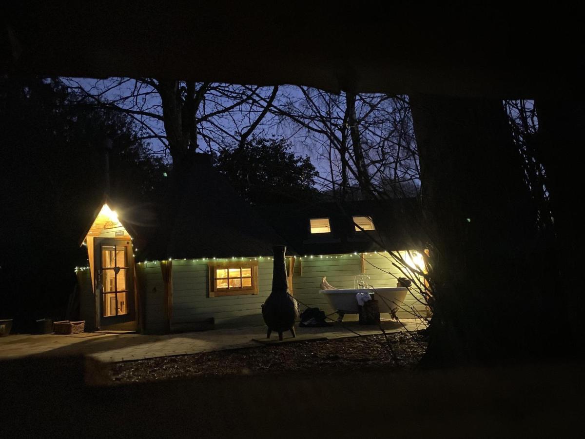 Cozy Carluke Lodge Retreat Exterior foto